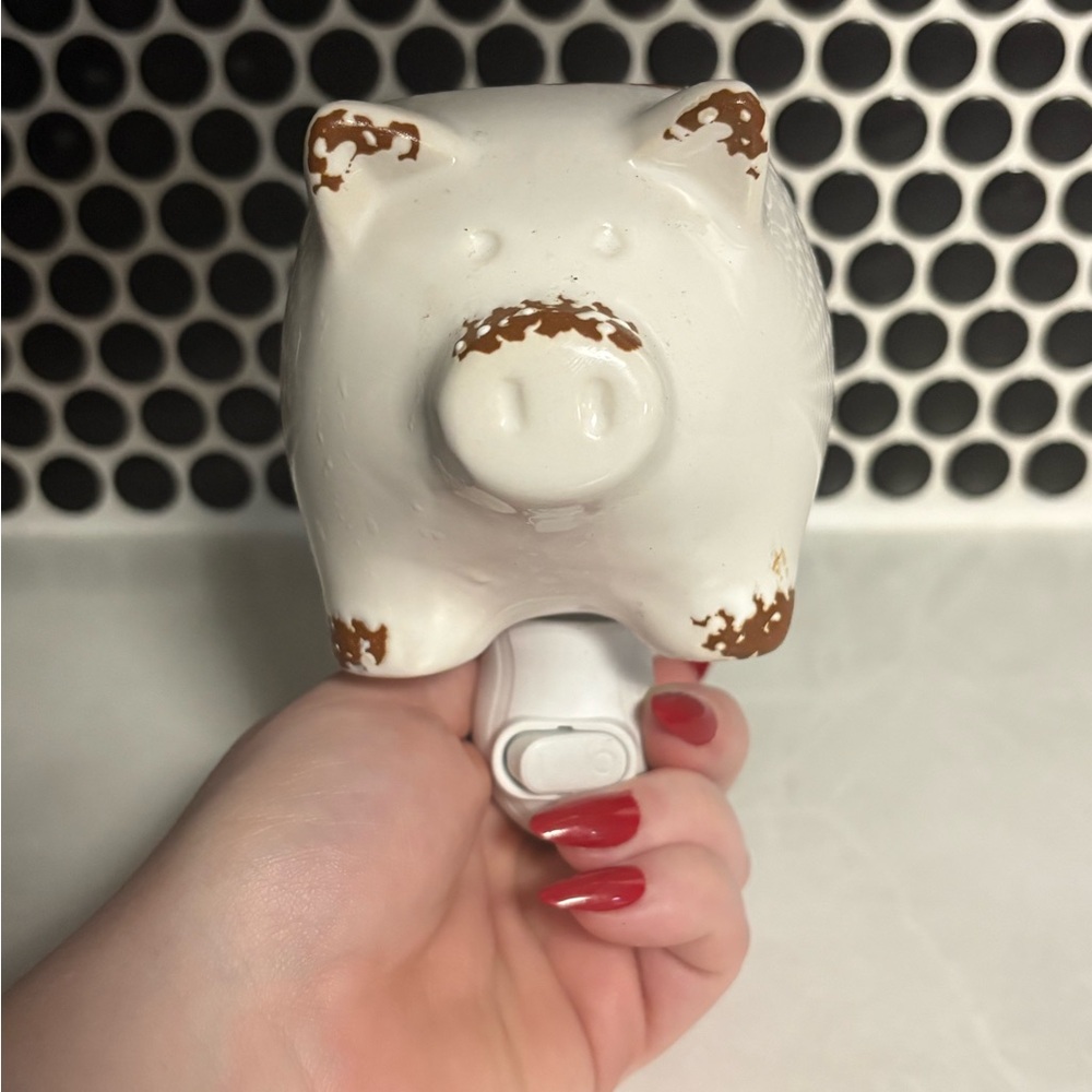 Piggy Wax Warmer - White and Brown